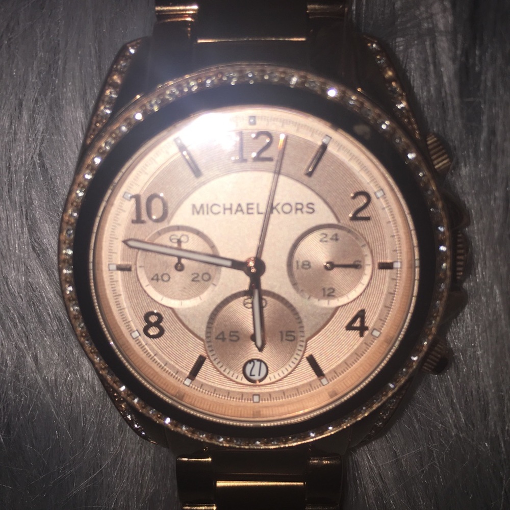Beautiful Rose Gold Watch with Diamond 💎Face